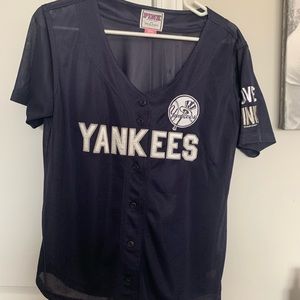VS PINK Yankees Jersey